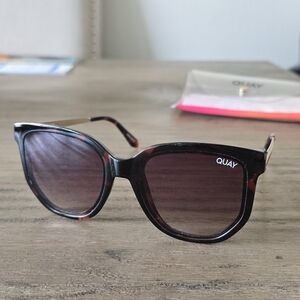 Brown Oversized Cat-Eye Sunglasses